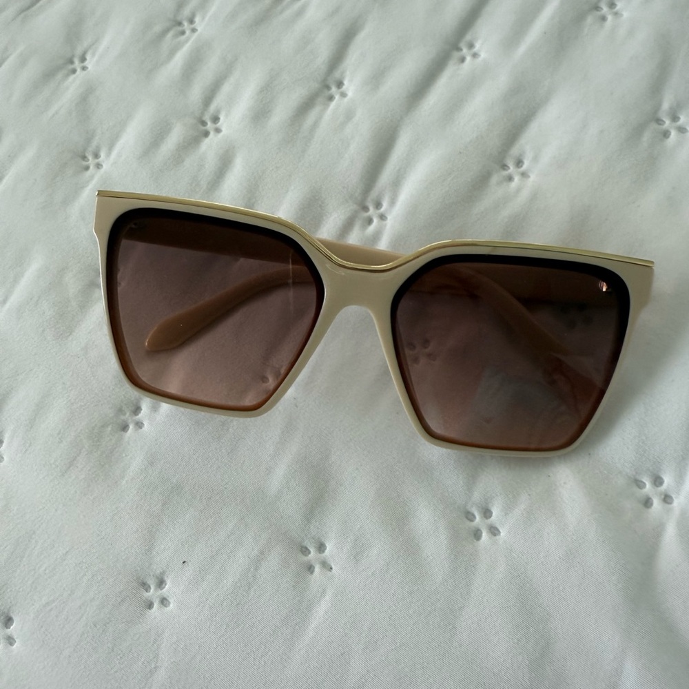 Quay Sunglasses